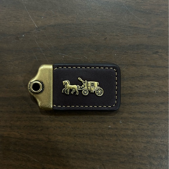 Coach Accessories - Coach hantag